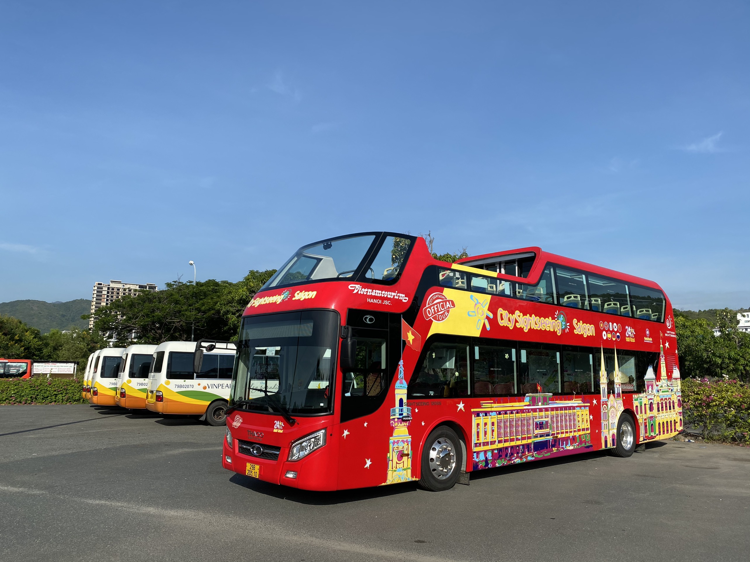 Xe buýt 2 tầng miễn phí cho khách du lịch dịp Liên hoan du lịch biển Nha Trang 2022